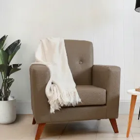 Vaca Peat upholstered chair