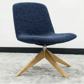 Como Midnight upholstered chair