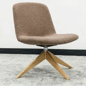 Dominator Cashew upholstered chair