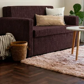 Rowana Currant upholstered sofa