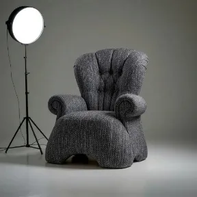 Supreme Stormy upholstered chair