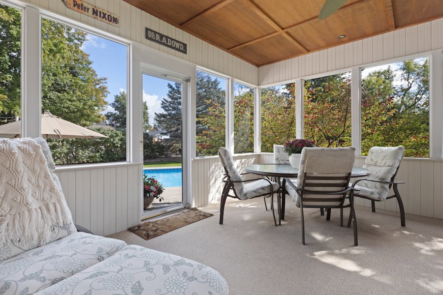 sunroom sofa upholstery